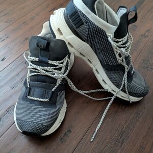 Cloudnova Black and White Athletic Shoes